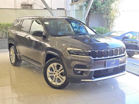 JEEP COMMANDER 1.3 T270 TURBO FLEX LONGITUDE AT6